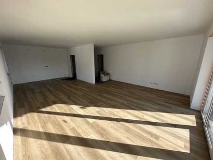 Stilvolle 3-Zimmer-Wohnung mit Balkon und Einbauküche in Ehringshausen