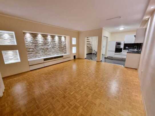 Vollständig renovierte 3-Zimmer-Wohnung mit Balkon und Einbauküche in Waltrop