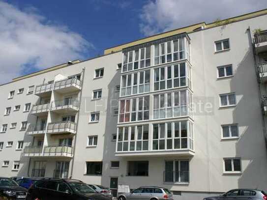 2 Zimmer mit Balkon und Stellplatz*Aufzug