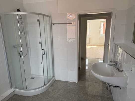 Schöne, geräumige zwei Zimmer Wohnung in Hannover, Linden-Nord