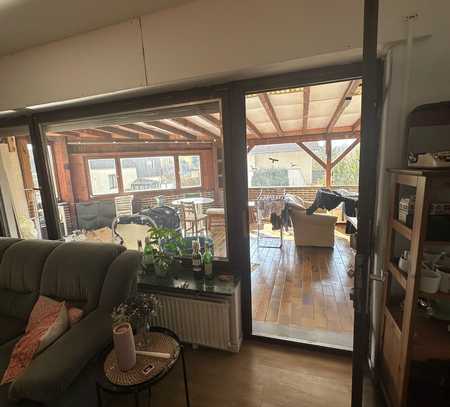 5-Zimmer-Wohnung mit Wintergarten und Garage – Ruhige Lage am Waldrand