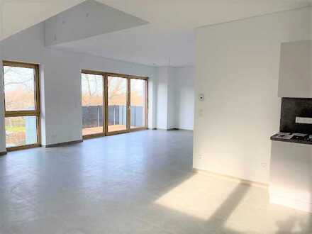Heizen ohne Gas - Wunderschöne 3 Zi. - DG - Wohnung, Neubau mit Luftwärme-Pumpe, Do-Brackel