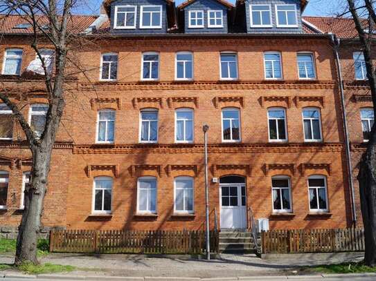 Schöne 2 Raum Wohnung im Erdgeschoss mit Balkon