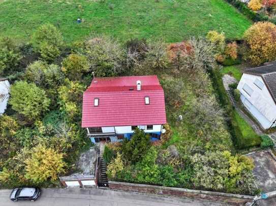 HERRLICHES GRUNDSTÜCK MIT ABRISSGEBÄUDE