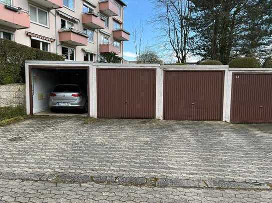 Garage in Wohngegend auf kleinem Garagenhof ab soft frei