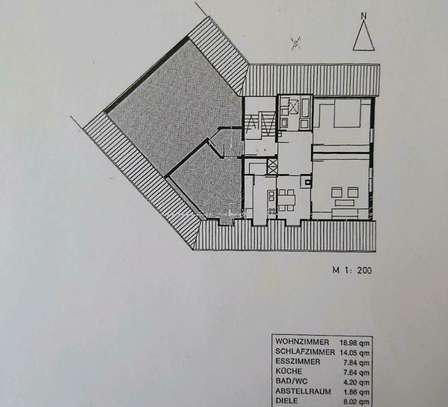 Modernisierte 2,5-Zimmer-Dachgeschosswohnung mit Einbauküche in Weiden i. d. Opf.