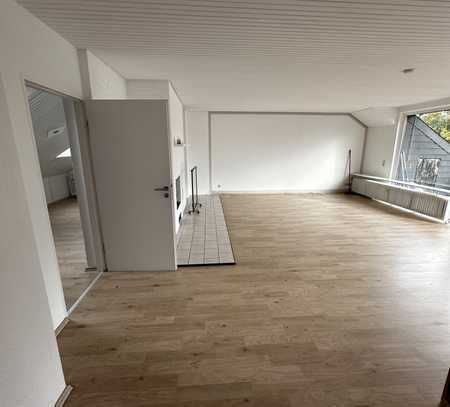 Geräumige Dachgeschosswohnung in Rosellerheide