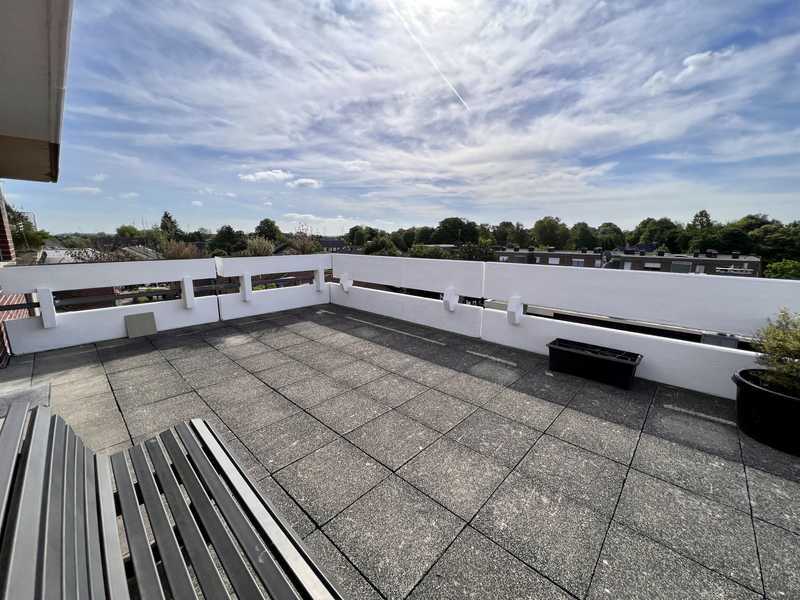                                                               Penthouse-Traum in Waldniel: Gepflegt, hell und mit riesiger Dachterrasse                                                       in Schwalmtal (Vogelsbergkreis)