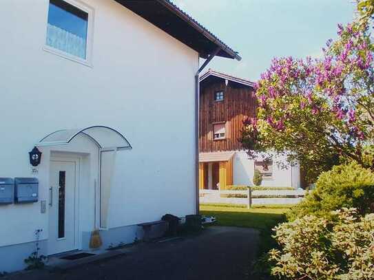 Sonnige 2,5-Zimmer-Wohnung in Holzkirchen