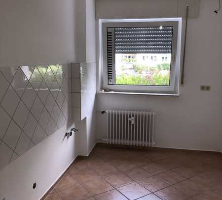 Helle und freundliche 3-Zimmer-Wohnung in Maintal-Bischofsheim zu vermieten!