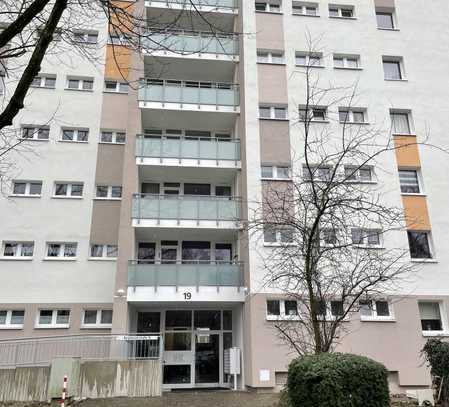 Schöne 1-Zimmer-Wohnung mit großem Balkon zu vermieten!