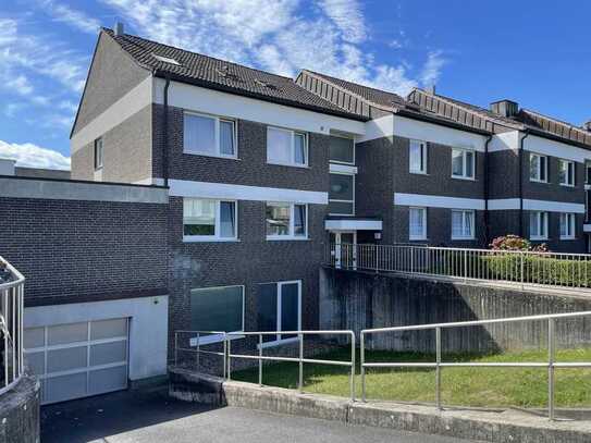 Großzügige Wohnung mit zwei Tiefgaragenstellplätzen