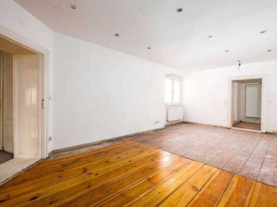 4-Zimmer-Rohbau mit Altbaucharme & Balkon zum Innenhof