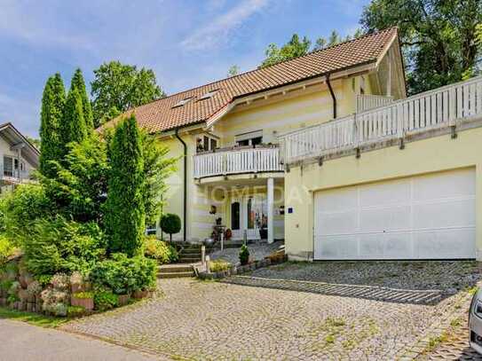 Traumhaftes Anwesen mit Einliegerwohnung und Panoramablick (Architektenhaus)