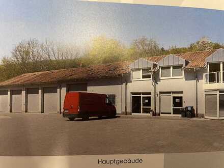 Bauhof mit Werkstatt, Büro und Freifläche mit Schüttboxen