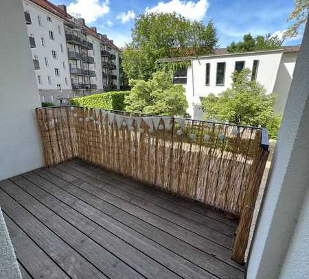 AN DER ISAR | Renovierte 2 Zimmerwohnung mit Balkon, Küche, Keller, uvm.