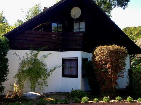 Schönes Einfamilienhaus mit Garten zu vermieten