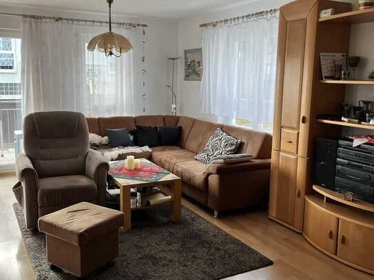 Ideal für Kapitalanleger oder Eigennutzer 
- helle 3-Zimmer-Wohnung im Herzen von Bodelshausen