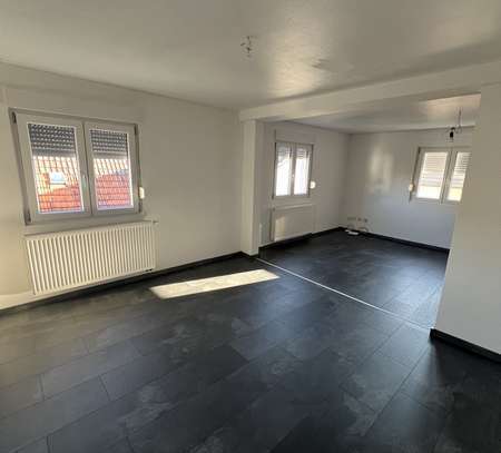 Ansprechende 5-Zimmer-Maisonette-Wohnung mit Dachterrasse in Ubstadt-Weiher