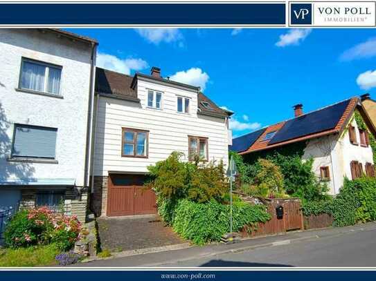 VON POLL - OBERURSEL: Ältere Doppelhaushälfte im beliebten Bommersheim