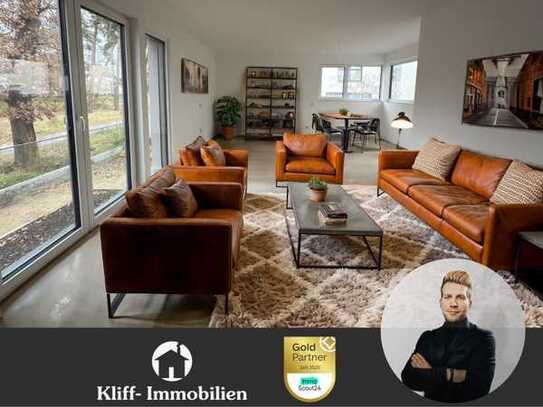 Moderne Stadtvilla mit exklusiver Maisonette-Wohnung 140m², in Waldrandlage von Franklin!