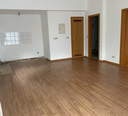 Schöne 2ZKB Wohnung in Weilerbach