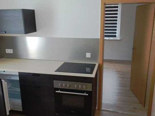 Schöne und sanierte 2-Raum-Erdgeschosswohnung in Reinsdorf b Zwickau