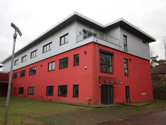 Garbsen: ca.2866 m²(teilbar)Büro-/Schulung mit Kantine!!!–in abgeschl. Gebäude+absolute BAB2 Nähe!!!