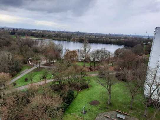 Schöne 3 ZKBB mit Garage in MA-Vogelstang und unverbaubarem Blick ins Grüne und Badesee