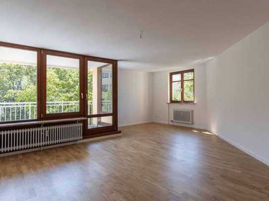 **Erstbezug nach Renovierung - Helle 3 Zimmer-Wohnung in Schwabing-West**