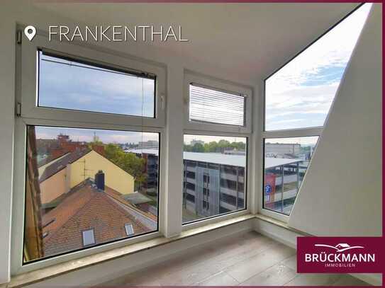 Außergewöhnliche DG-Wohnung mit Blick über die Dächer von Frankenthal-Stadtmitte!