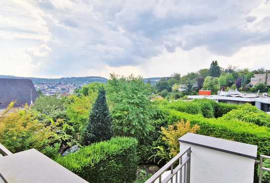 Idstein in Höhenlage, moderne 3 Zimmer-Wohnung mit großer Terrasse in kleiner Einheit!