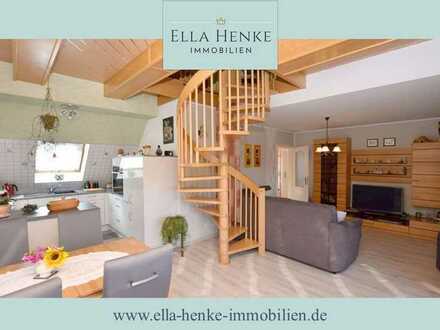 Wunderschöne, gemütliche Dachgeschoss-Maisonette in stilvoller Villa mit traumhafter Aussicht...