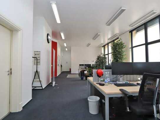 Kreative Büroräume in Rheinnähe