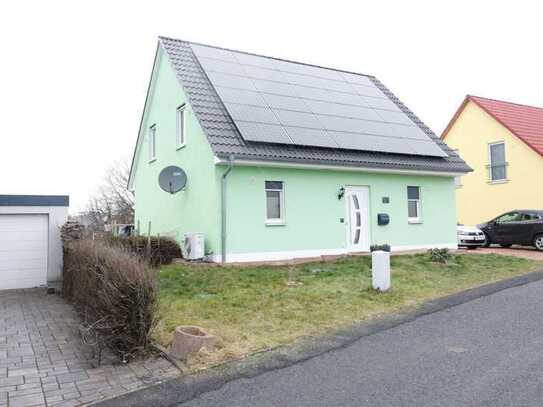 Top energieeffizientes Einfamilienhaus, mit großem Garten, in schöner Wohnlage von Wittgenborn