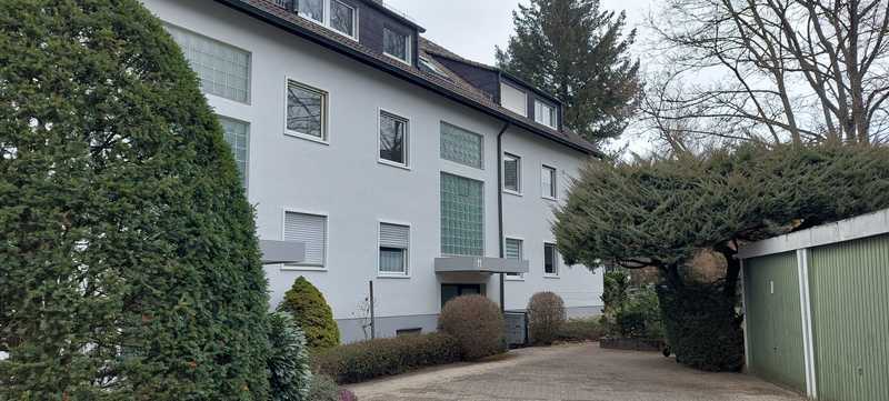 Neu sanierte 3-Zimmer Wohnung mit Balkon und Garage in Stuttgart-Sonnenberg
