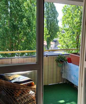 Helle 2-Raumwohnung mit Balkon - WBS erforderlich!