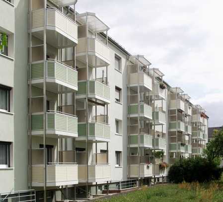 Bezugsfertige gemütliche 3-Raum-Wohnung mit Balkon