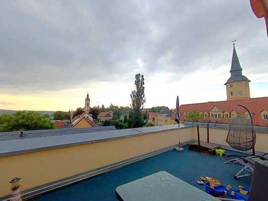 Schöne 2-Zimmer-Dachgeschosswohnung mit Terrasse in Pesterwitz