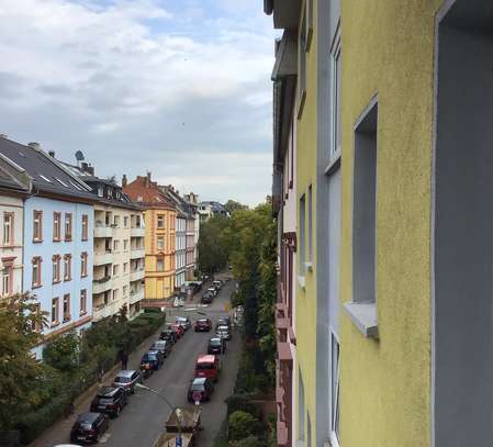 1-Zimmer-Wohnung mit Balkon und Einbauküche Nähe Berger Str. FFM