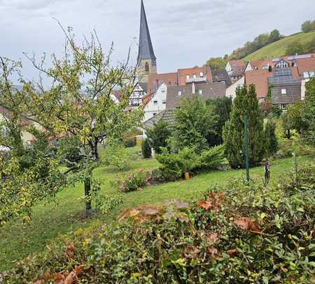 Bauträger aufgepasst! Großes Grundstück mit Möglichkeit für 3 Mehrfamilienhäuser