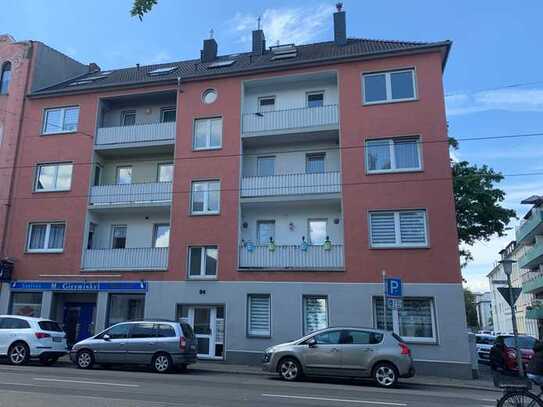 Ab sofort verfügbar: Gemütliche 2-Zimmer-Wohnung mit EBK in zentraler Lage