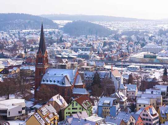 Stilvolle, gepflegte 2-Raum-Wohnung mit Balkon und Einbauküche in Heidenheim an der Brenz