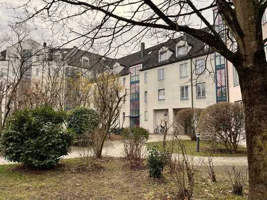 3,5 Zimmerwohnung ca 86 qm, mit Balkon und 1 Tiefgarage** Kapitalanlage**