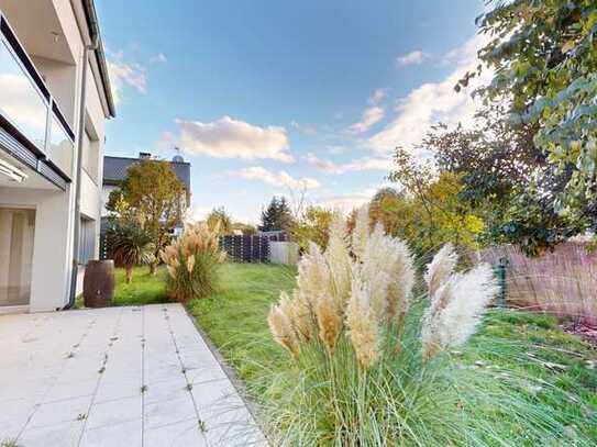 Barrierefreie Wohnung mit Ausbaupotential (60m2), eigenem 200m2 großem Garten, Garage und Stellplatz