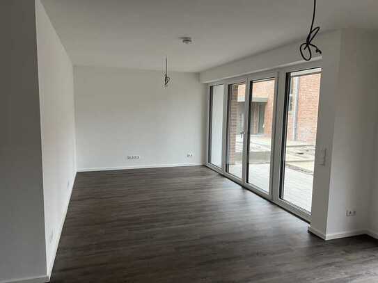 Stilvolle, neuwertige 3-Zimmer-Wohnung mit Terrasse in Burgwedel