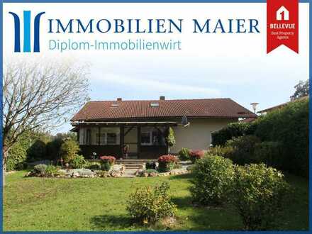DIPL.-Immowirt+Gutachter MAIER !! Zweifamilienhaus mit Garage und Carport ideal für Alt und Jung !!