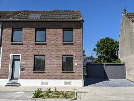 Kernsanierte Maisonettewohnung mit Balkon und Küche