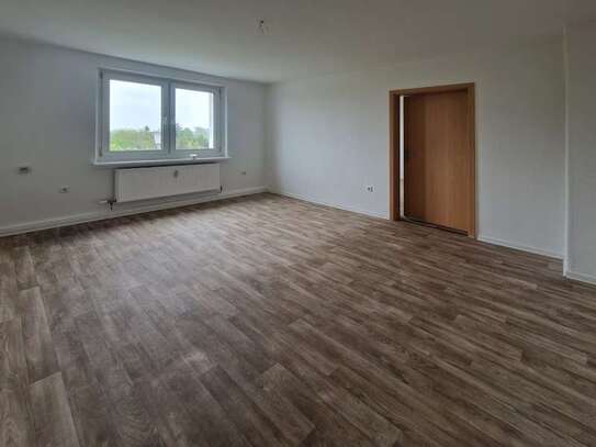 *Einziehen und erstmal shoppen gehen - 1.000 Gutschein geschenkt* 3 Zimmer-Wohnung in der 1. Etage