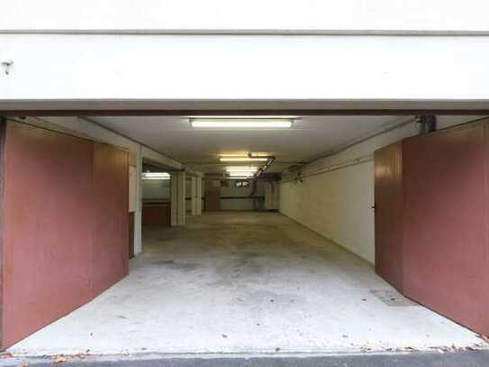 Lagerhalle mit Garagepotential für mehrere Fahrzeuge - Nicht beheizt